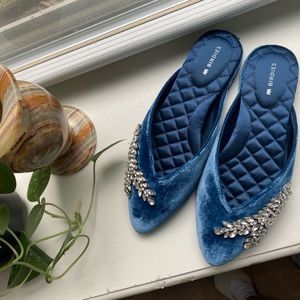 Birdie’s The Swan Jeweled Ocean Blue